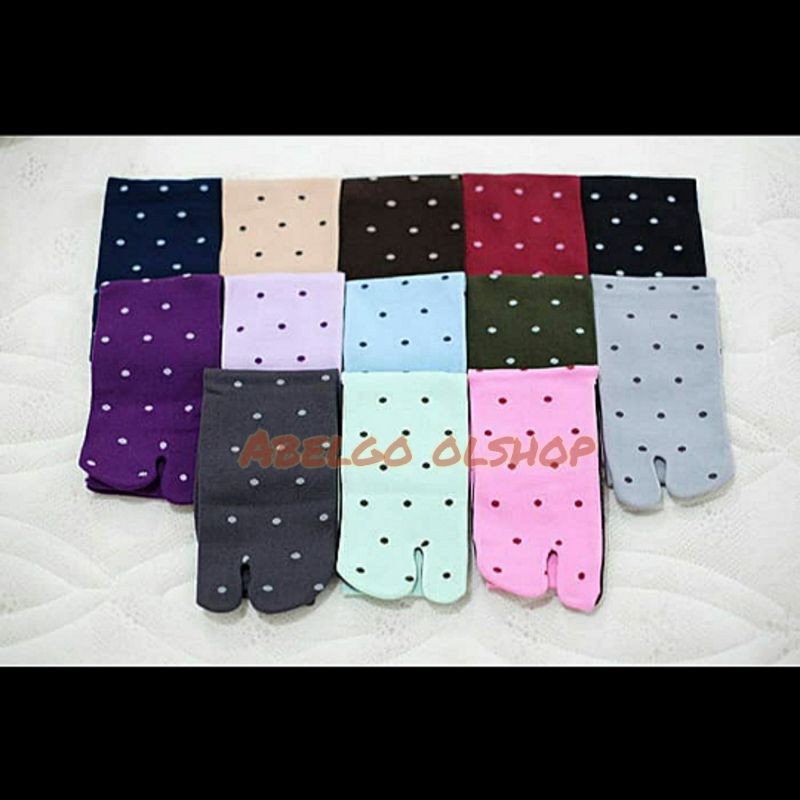 kaos kaki jempol motif polkadot/kaos kaki wanita muslimah/kaos kaki jempol panjang