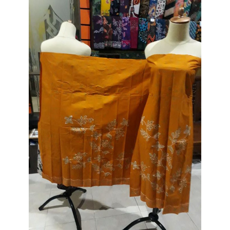 BATIK TULIS MADURA - WARNA MERAH DAN KUNING