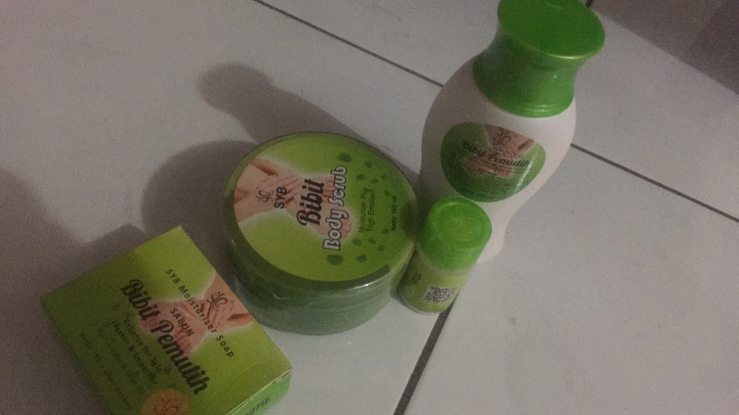 Syb Paket Lengkap Whitening 4in1 Body Lotion + Sabun + Scrub + Bci Bibit Pemutih