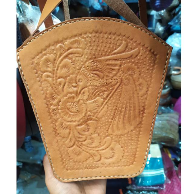 (BISA COD) TAS SELEMPANG BENTUK EMBER BAHAN KULIT ASLI UKURAN 20x17x7 cm - SLING BAG WANITA OOTD
