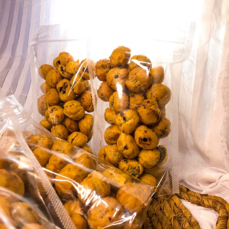 

YELFIFOOD Sus Kering Coklat | Cemilan renyah | Usus Krispy Ori | Cemilan nyoklat