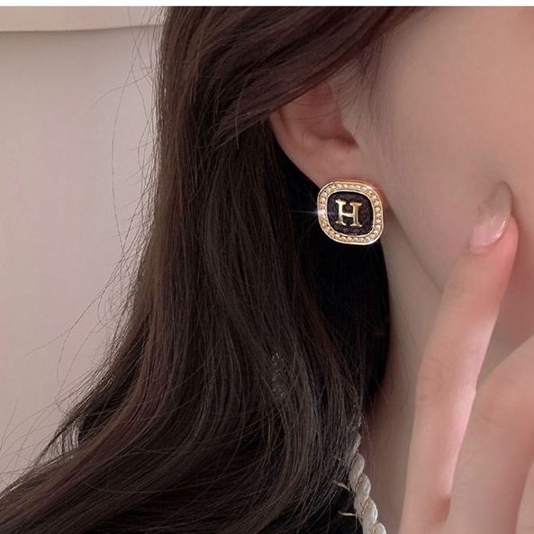 Anting Pejantan Mutiara Vintage Korea Anting Berlian Wanita 2023an Anting Mutiara Lingkaran Geometris Baru