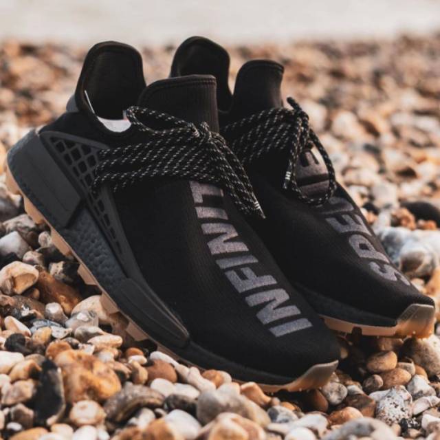 hu nmd black gum