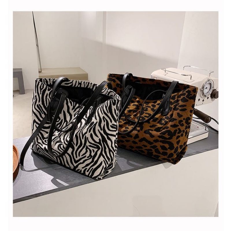 TERBARU TAS TOTE WANITA TAS MACAN TAS WANITA IMPORT CR711