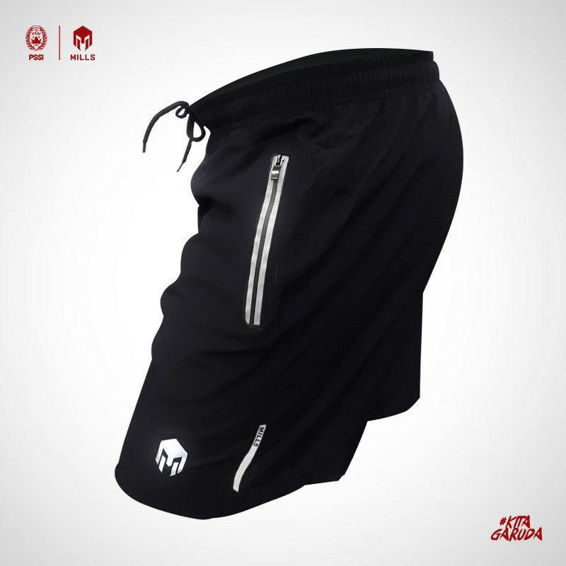 CELANA LARI PENDEK MILLS 1401 CELANA OLAHRAGA BOLA PENDEK LIQUID RUNNING SHORT ORIGINAL BLACK