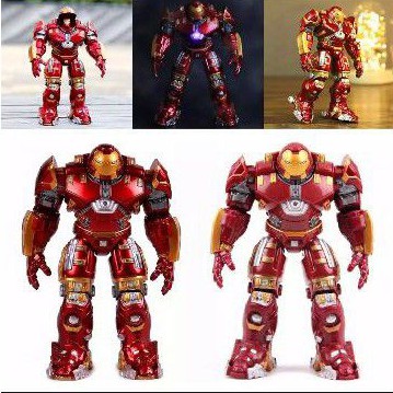 Action figure iron man hulk buster murah