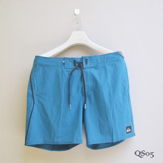 QUIKSILVER ORI BOARDSHORT / Celana Pantai / Celana Surfing Quiksilver ORI