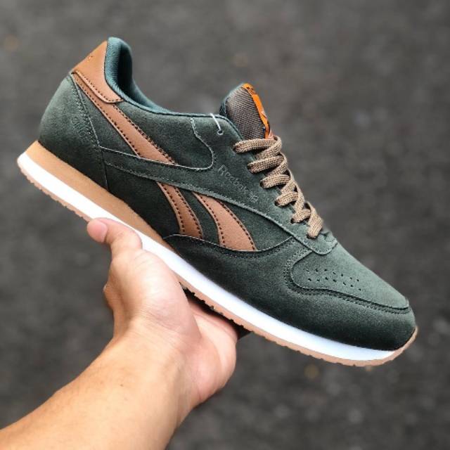 sepatu reebok classic