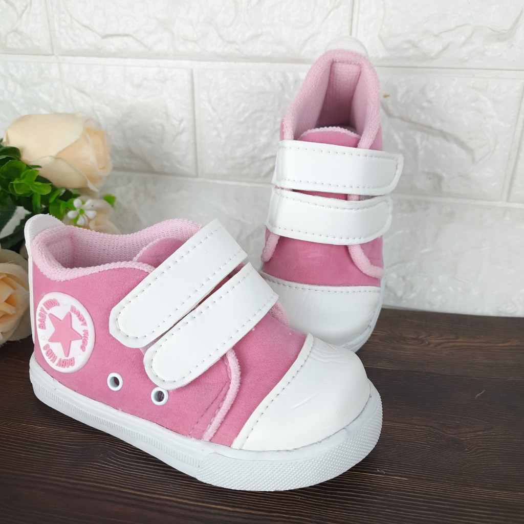 [TAMAN SEPATUKU] SEPATU TRENDY MURAH SNEAKER PEREMPUAN BABY KIDS PINK BINTANG 1-3 TAHUN CAX24