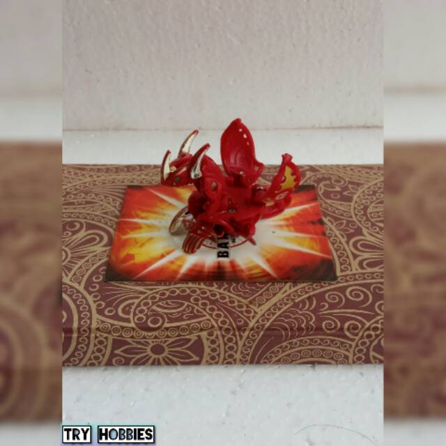 Bakugan Pyrus Lumino Dragonoid Original