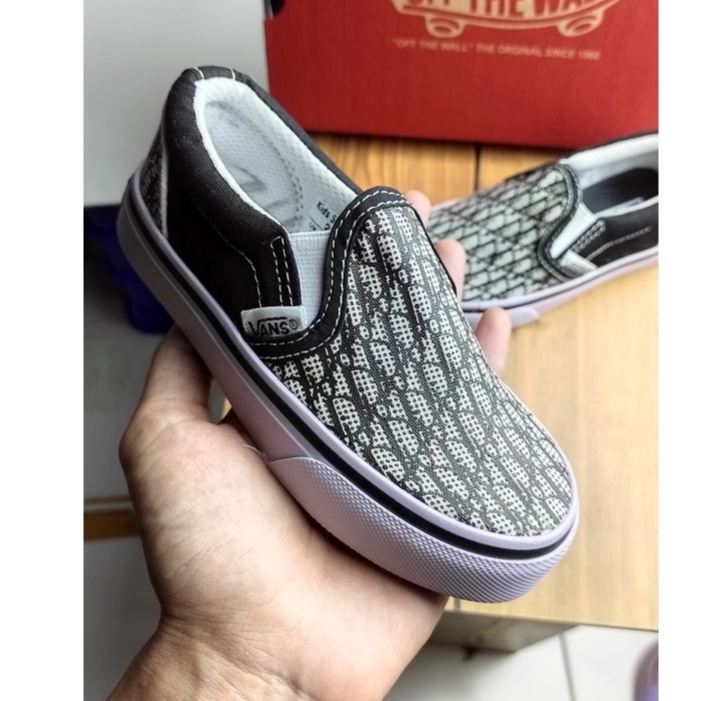 Sepatu Anak Slip on | Vans slip On Anak | Slip On Anak | Vans Anak Slip On | Vans x Dior Anak