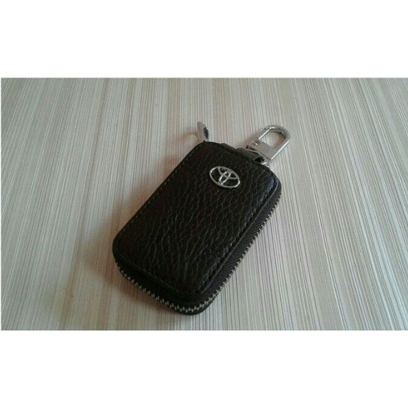 Gantungan Kunci Mobil Toyota Kulit