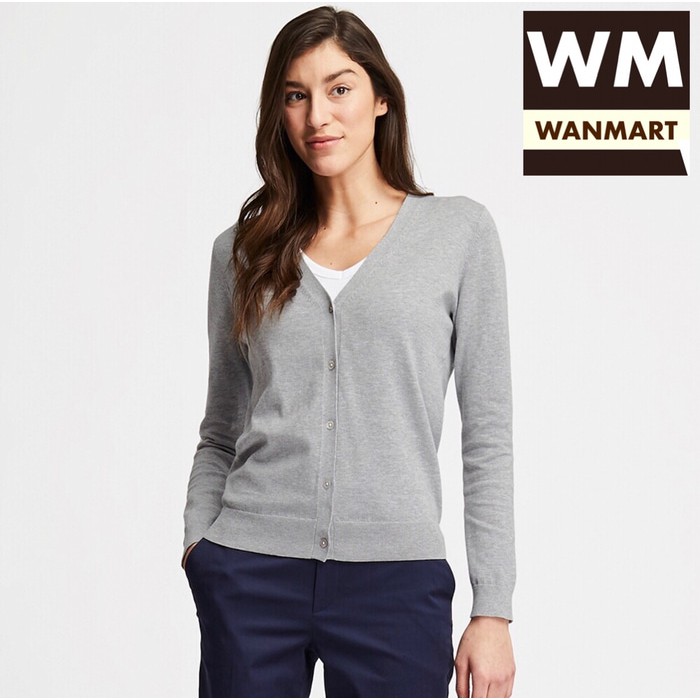 UNIQLO Women Cardigan Wanita UV Cut Supima Cotton V Neck Gray UNIQLO Women Cardigan Wanita UV Cut Supima Cotton V Neck Gray