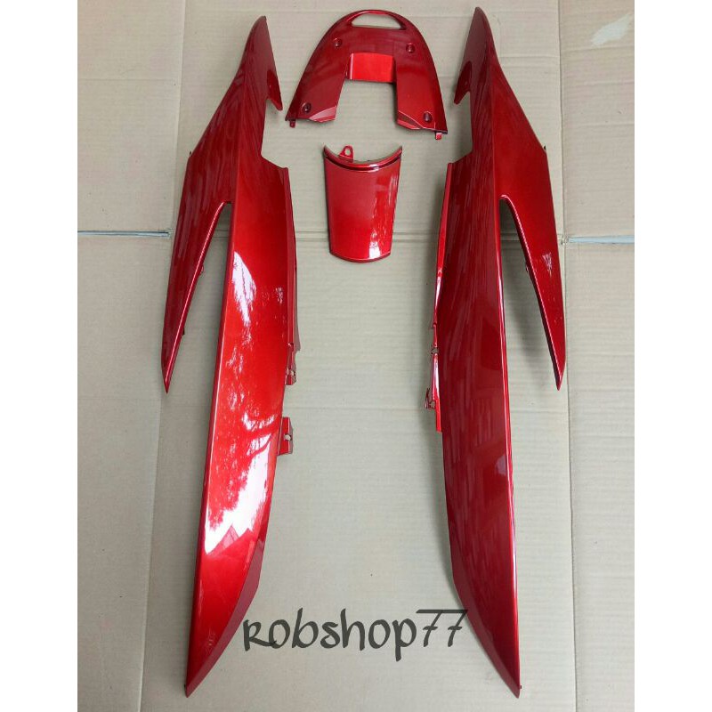 BODY BELAKANG KANAN KIRI HONDA VARIO 110 CW KARBU/VARIO 110 KARBU/VARIO 110 LAMA MERAH MAROON
