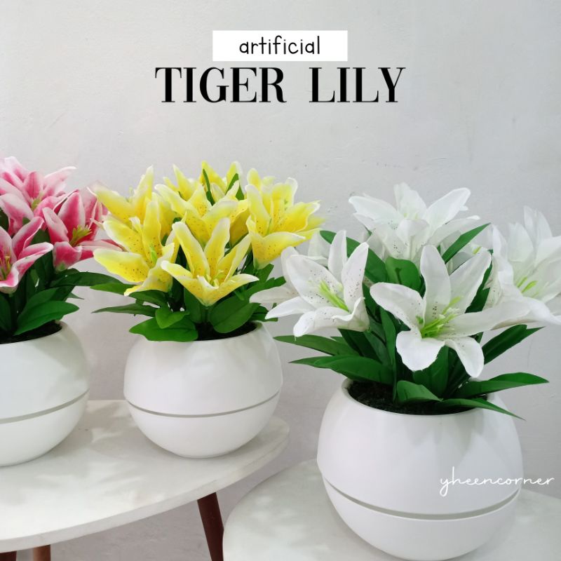 Artificial Tiger Lily Set / Bunga Lily Tiger Artifisial Dengan Pot Bola Jumbo