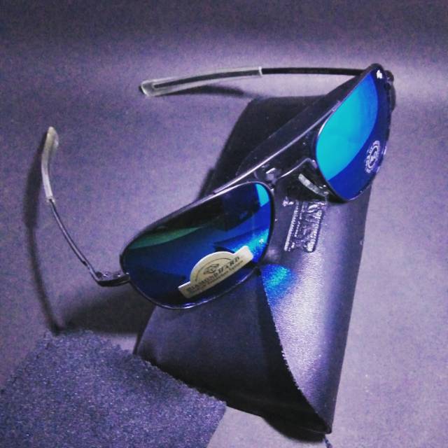 Kacamata AO polarized