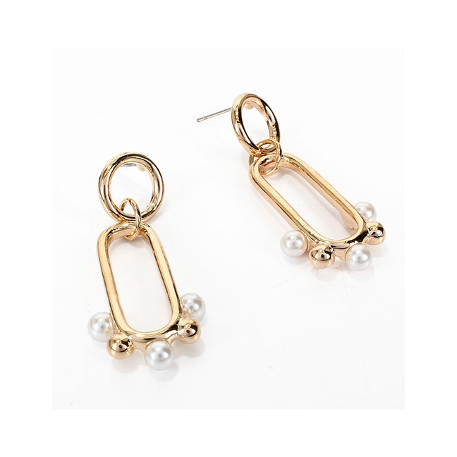 LRC Anting Tusuk Fashion Golden Pierced Oval Horse Eye Pearl Pierced Earrings K04179