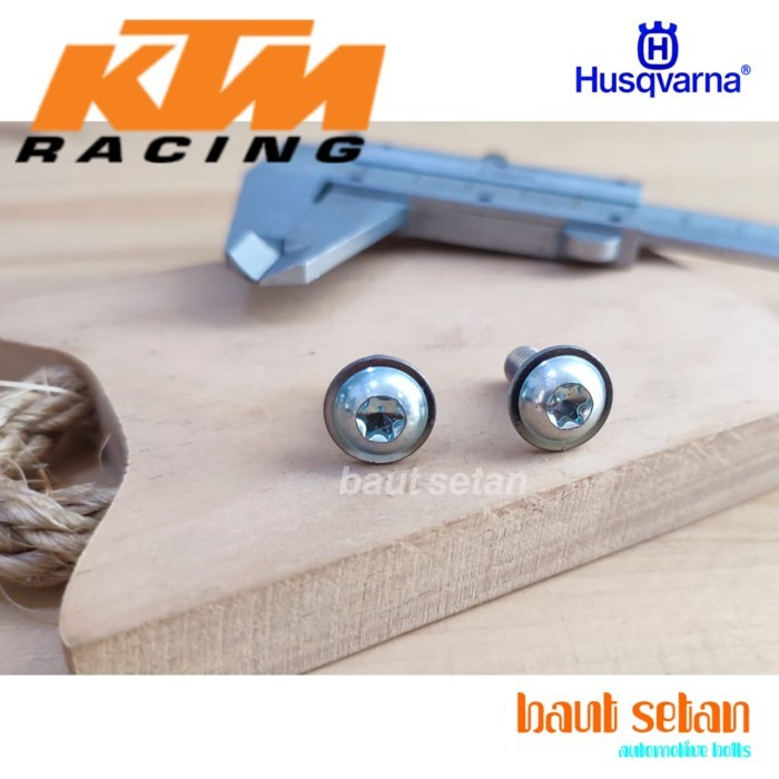 Baut Cover Knalpot Yamaha Aerox L Bintang Spesial