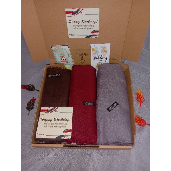 

HAMPERS HIJAB/GIFT/KADO