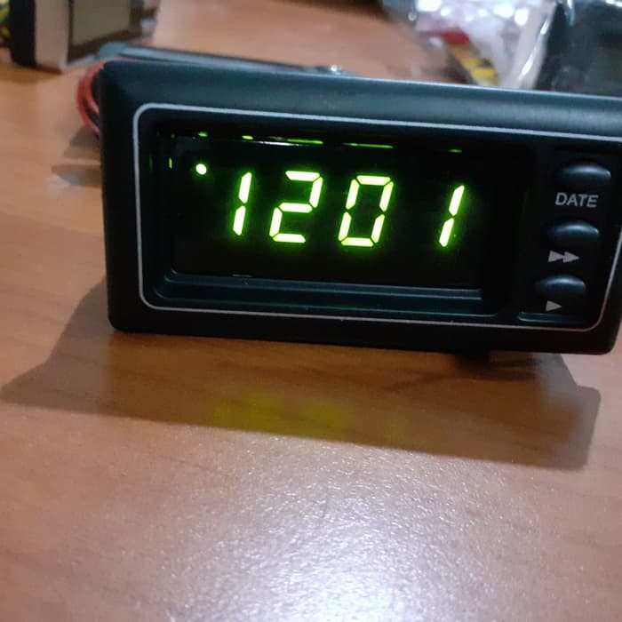 Jam digital mobil vrs Kijang grand