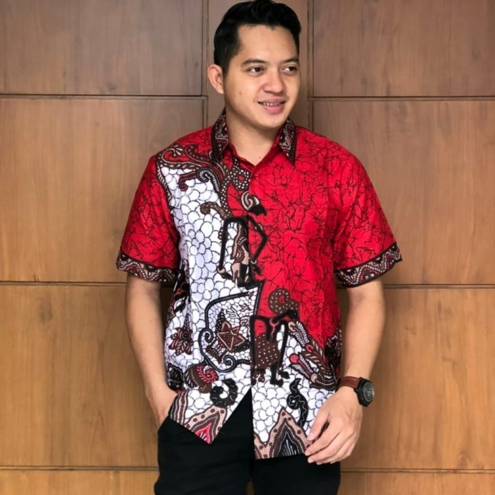 BAJU BATIK PRIA LENGAN PENDEK WARNA MERAH PUTIH KUALITAS BERKELAS
