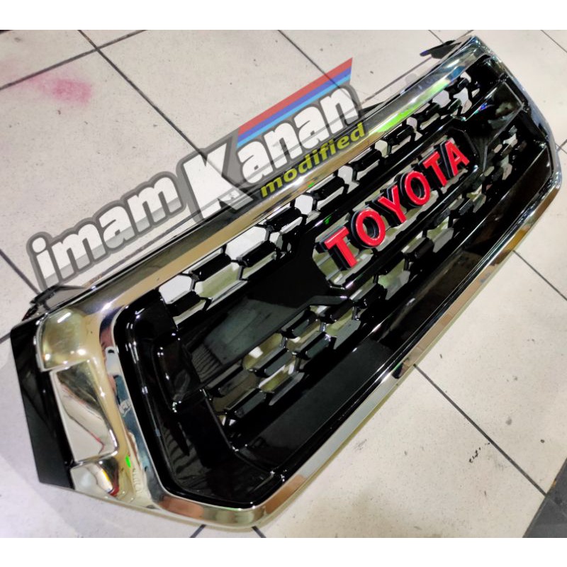 grill hilux Rocco 2018-2019 logo Toyota / gril grile hilux rocco logo toyota