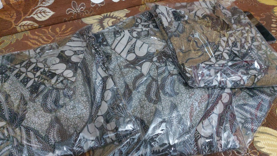 Bswart Batik Hrb026 Kenongo Hem Pendek Padi Pekalongan M L Xl Batik Pria Murah Modern Grosir Batik