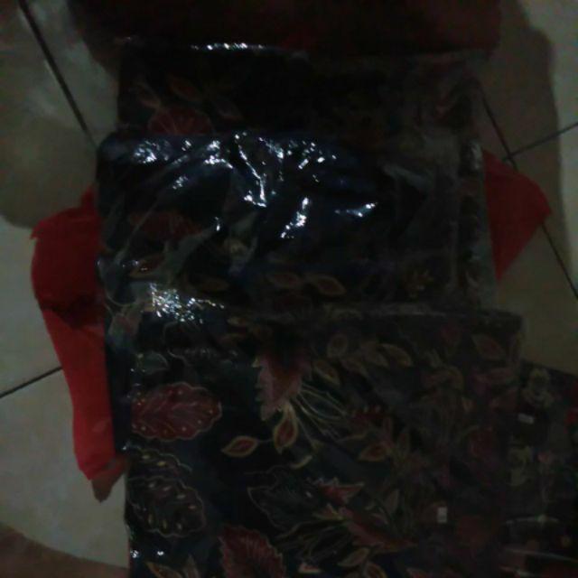 Setelan Batik Brokat Couple Plus Anak Dewi