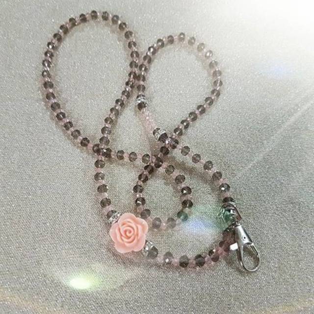 

Kalung name tag /id card holder / lanyard