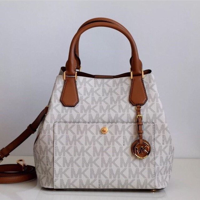 Mk Greenwich Satchel Grab