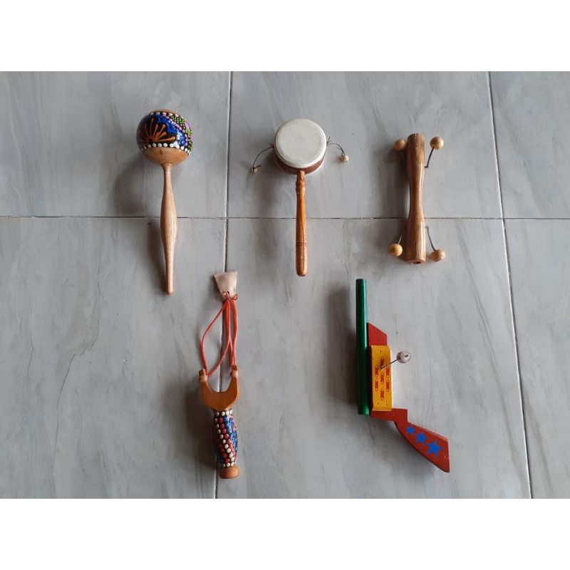 Mainan Anak Tradisional/ Mainan Kayu/ Mainan Tradisional/Alat Musik Tradisional/ Marakas/ Otok otok/ Kaki seribu/ Tembak Ginjang/ Ketapel Kayu
