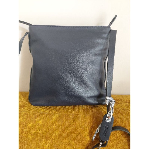 Esprit original sling bag