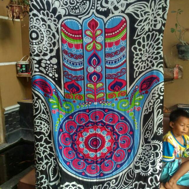 Kain pantai hand of fatima