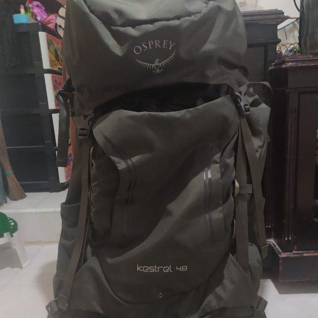 OSPREY KESTREL 48L LIKE NEW