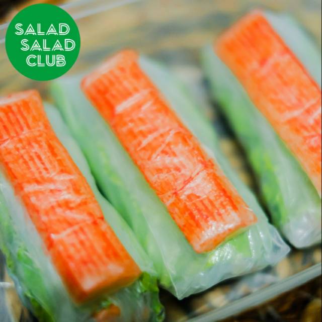 

SPRINGROLL VIETNAM CRABSTIK Salad Salad Club