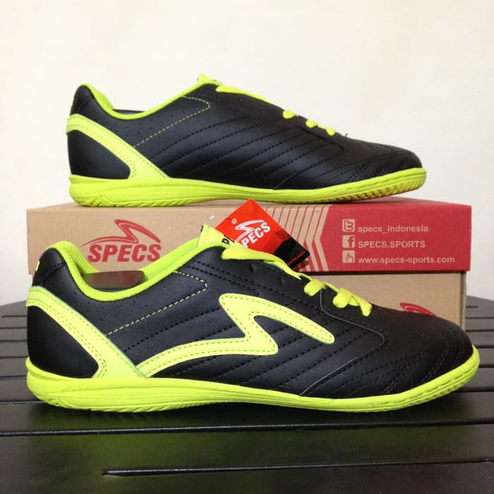 Promo Sepatu Futsal Specs Brave In Black Green 400437 Original Bnib Olahraga - Sepak Bola Dan Futsal