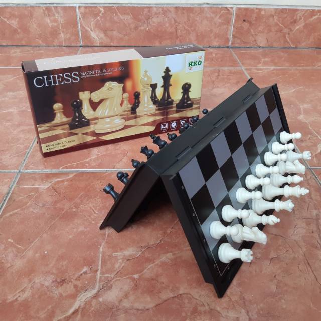 Papan Catur Magnet Lipat Portable - Mainan Magnetic Chess Board Game