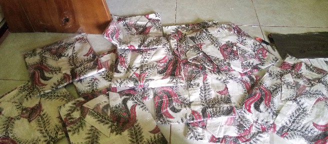 Hem Batik Pria Lengan Pendek