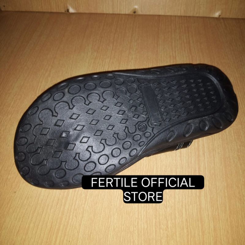 sandal jepit anak formal kulit imitasi hitam