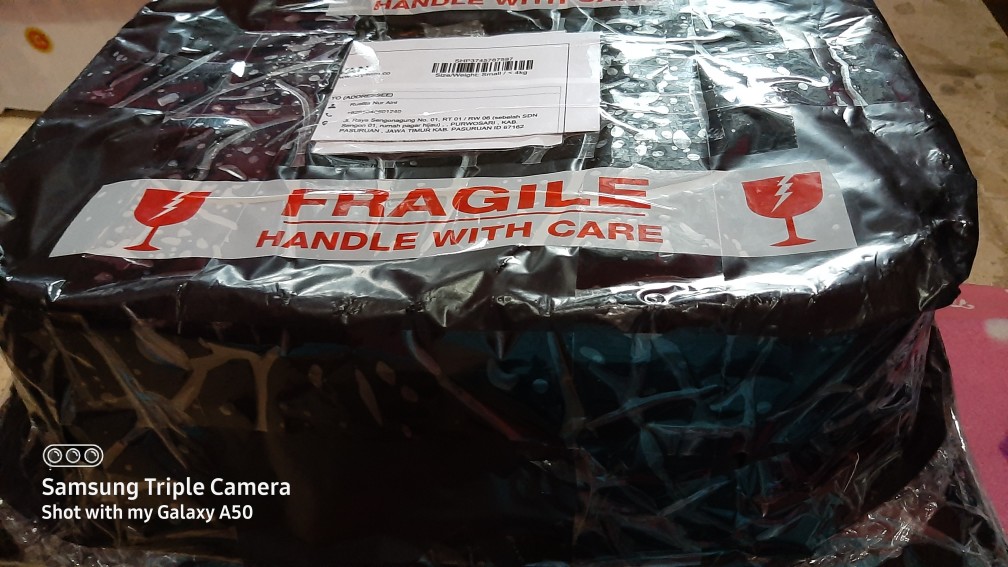 Anyaman Putih Model Kotak Isi 2 Pcs
