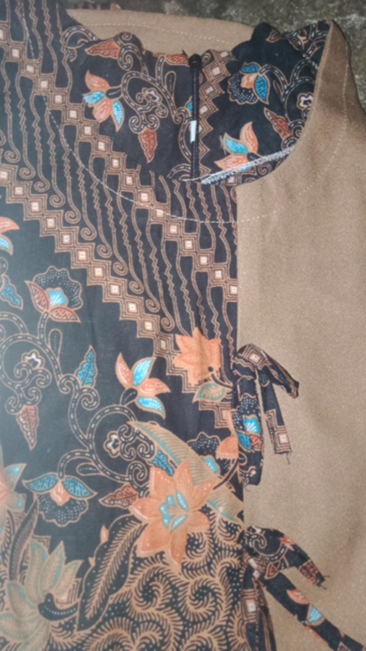 Atasan Batik Dolby Dolbi Dobby Doby Tenun Sutra Tulis Halus Katun Atbm Baron ,sarombit Atasan