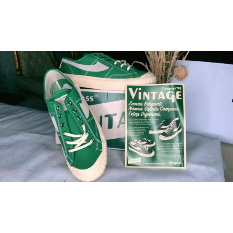 compass vintage low green 42