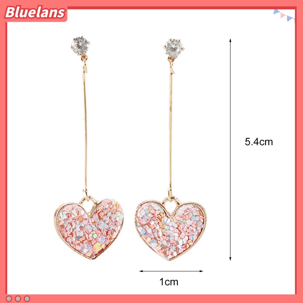 1 Pasang Anting Stud Panjang Menjuntai Bentuk Hati Aksen Payet Bahan Alloy Untuk Hari Valentine