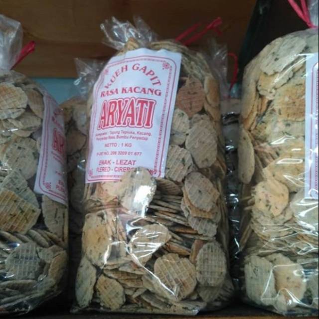 

Kue Gapit Aryati khas cirebon