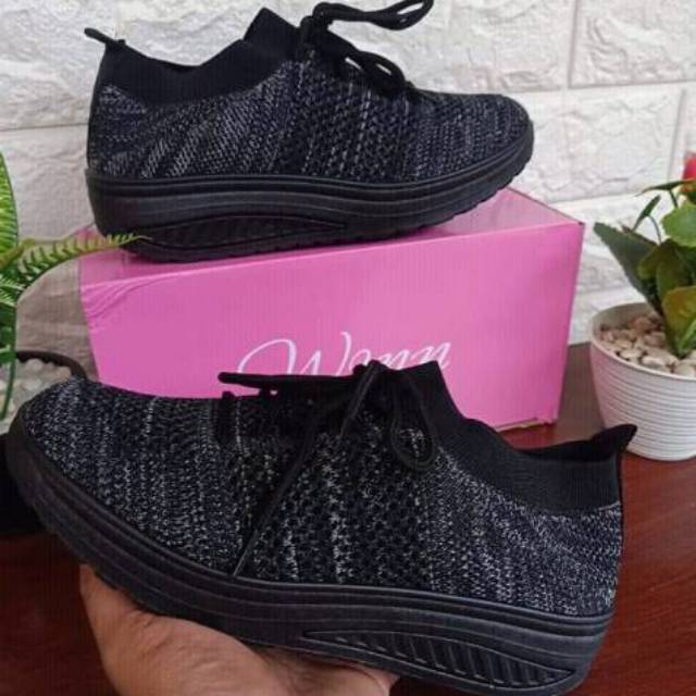 SEPATU FASHION SPORT IMPORT WANITA