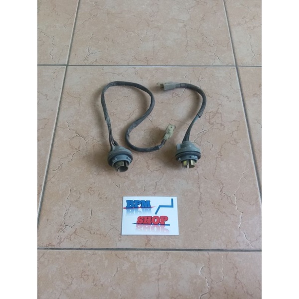 soket fitting lampu sein depan Mio sporty bekas original