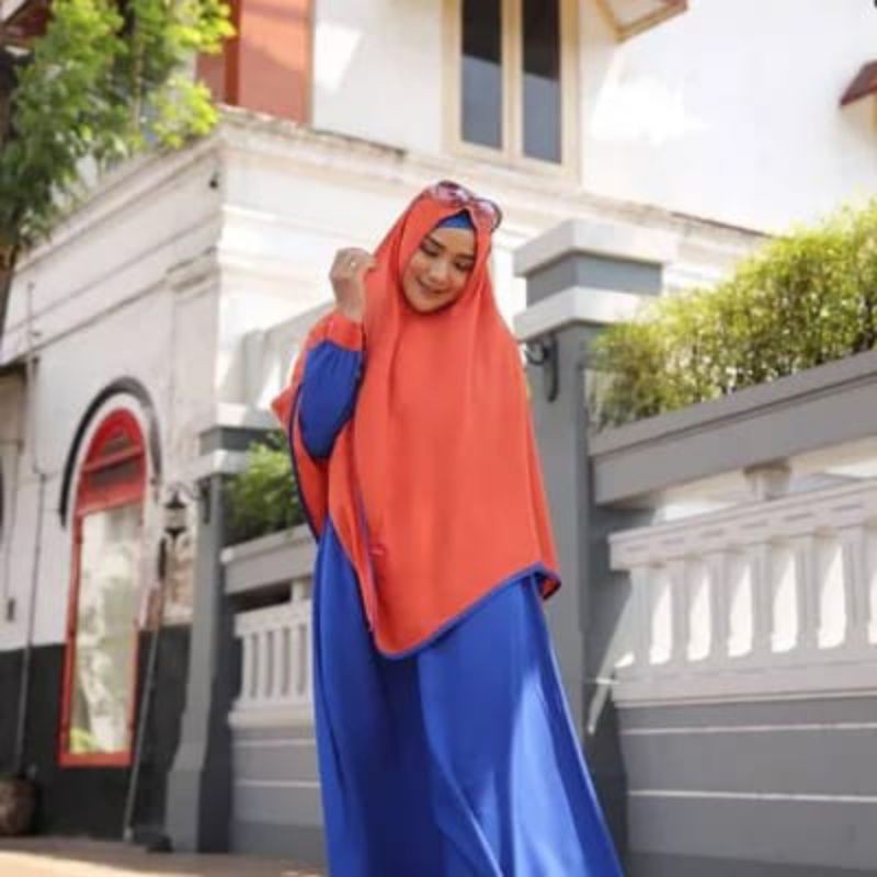 AULIA GAMIS GHAISANI ELECTRIC BLUE