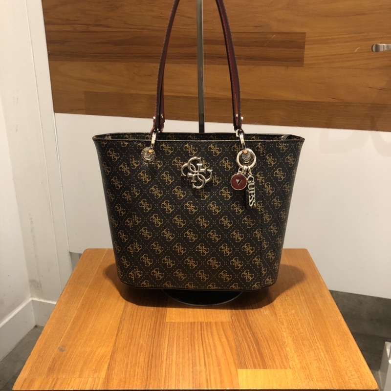 Tas Guess - Noelle Small Elite Tote