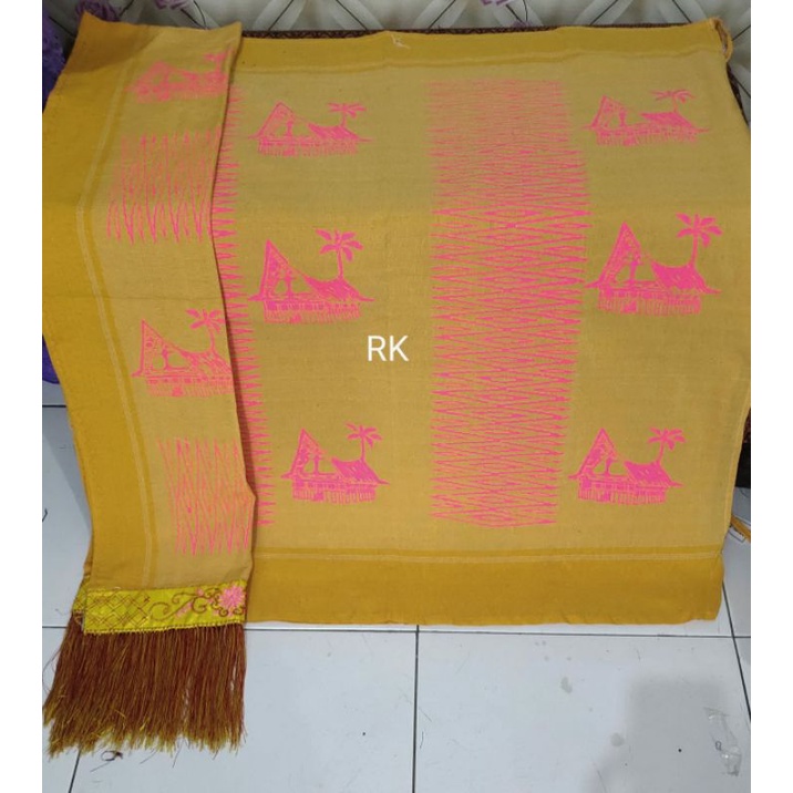 sarung lilit sibolang rasta motif rumah adat