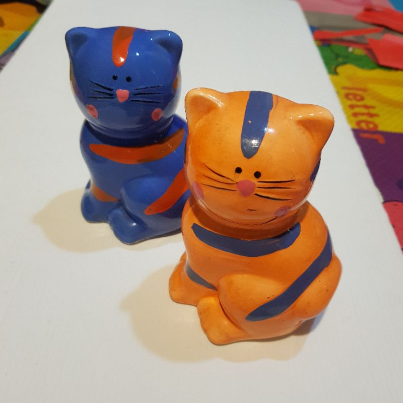 celengan tanah liat kucing pajangan